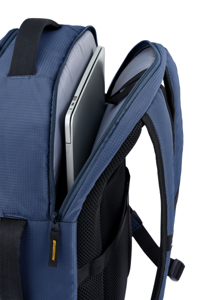 ULTIMATE ACCESS 4DLX Ultimate Access 4 DLX 16'' Laptop Travel Backpack